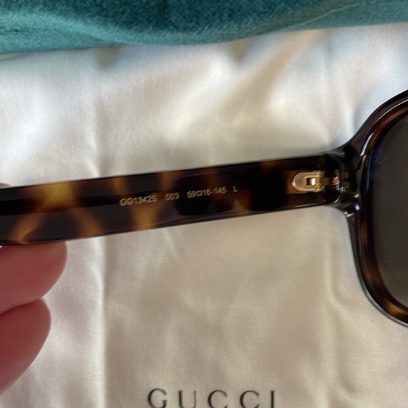 Gucci aviator frame sunglasses brown tortiose with green lense - Picture 4 of 7